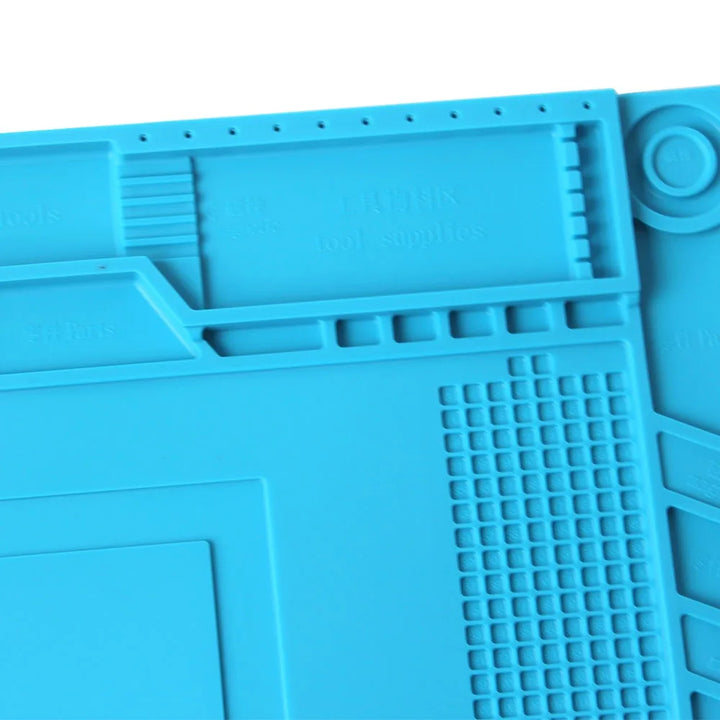 Heat-resistant silicone soldering mat with anti-static surface