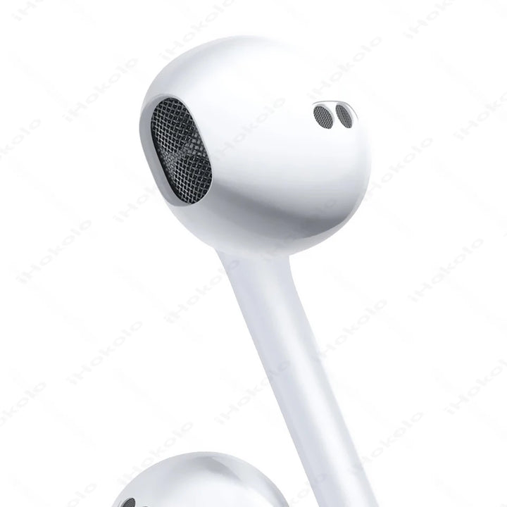 USB-C wired earbuds with microphone