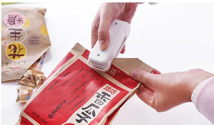 Mini handheld bag sealer for food storage bags
