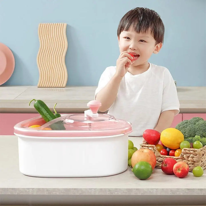 Fruit & Vegetable Cleaner Spinner – draining demonstration (view 2)