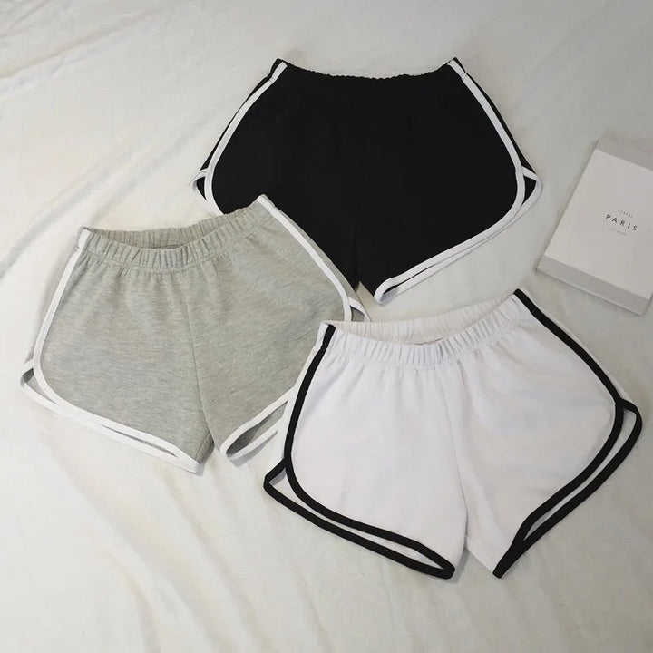 Women's Quick-Dry Elastic Shorts – fabric close-up